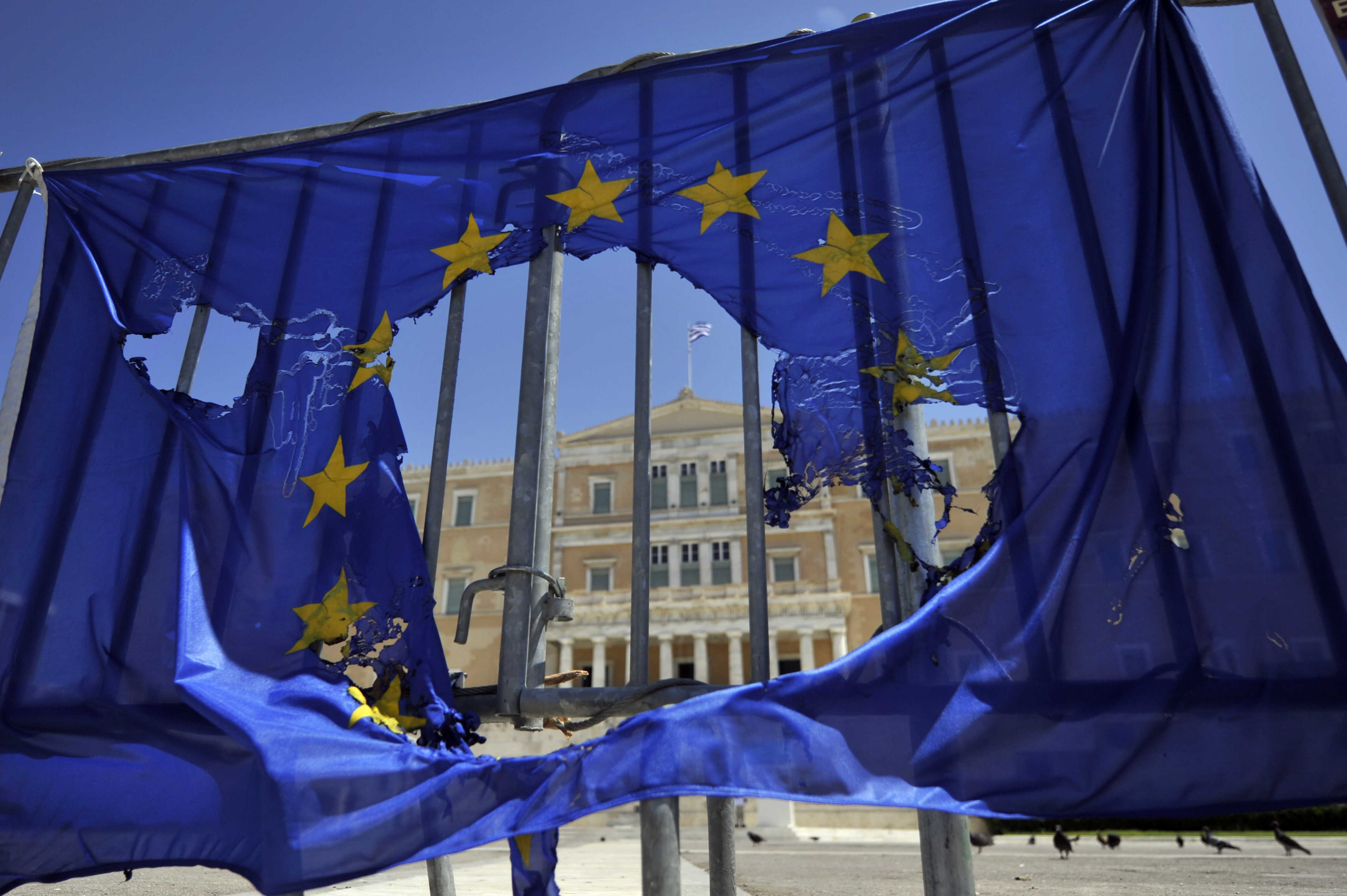 Η κοινοβουλευτική Χούντα και τα αφεντικά της στην ΕΕ αλωνίζουν ανεμπόδιστα με «συνέδρια» και χουντικές απαγορεύσεις!!!
